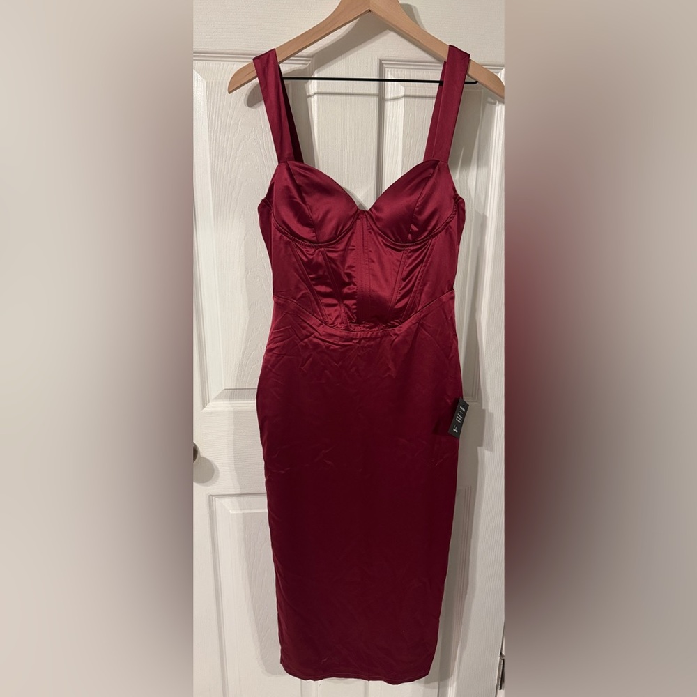 Lulu's Strapless Burgundy Dress
